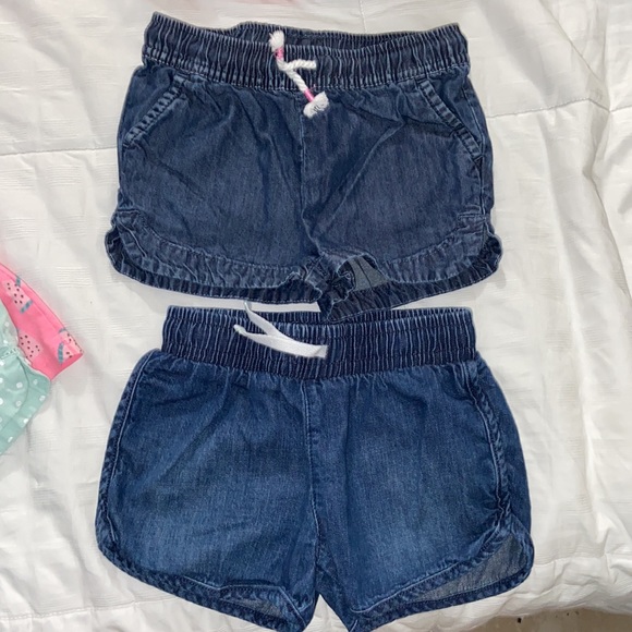 Bundle of (4) girls shorts - Picture 7 of 7